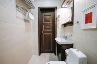 Фото Гостиница Малина Ижевск Deluxe c двумя раздельными кроватями 5 Гостиница Малина Ижевск Deluxe c двумя раздельными кроватями-5