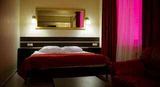 Гостиница Малина Ижевск Стандартный номер с кроватью размера -7