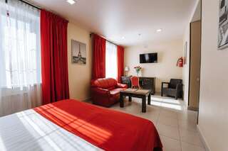 Фото Гостиница Малина Ижевск Deluxe c одной кроватью king size 3 Гостиница Малина Ижевск Deluxe c одной кроватью king size-3